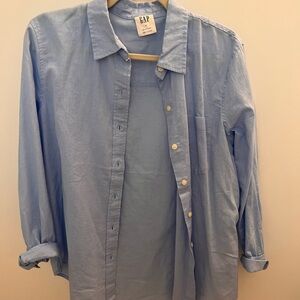 GAP women’s “The Easy Shirt”